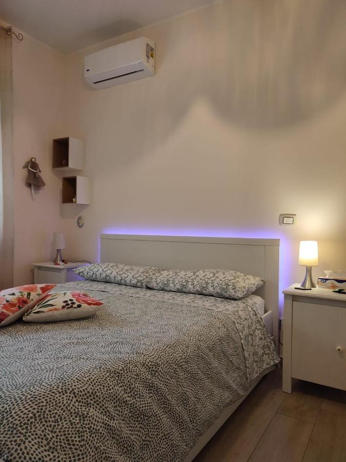 Appartamento Incantevole Con Parcheggio E Giardino Катания Екстериор снимка