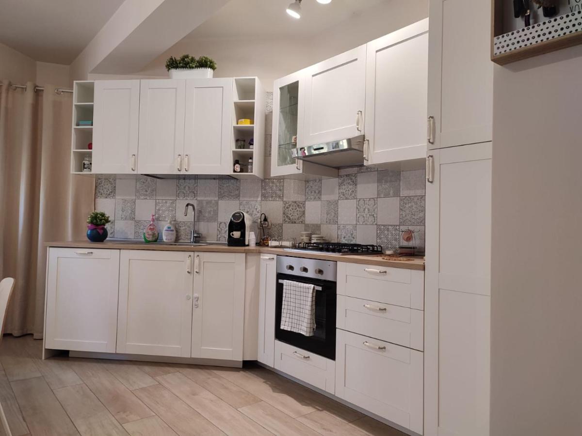 Appartamento Incantevole Con Parcheggio E Giardino Катания Екстериор снимка