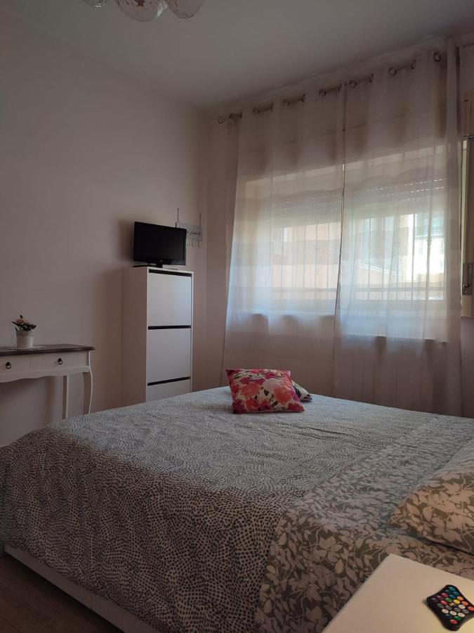 Appartamento Incantevole Con Parcheggio E Giardino Катания Екстериор снимка